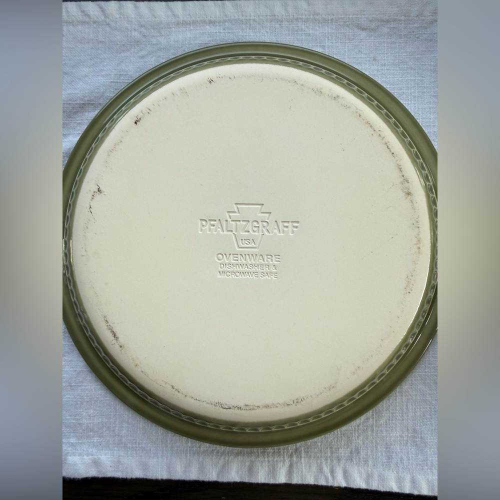 Pfaltzgraff 9” Perfect Pie Plate with BONUS Pie Bitd - Picture 5 of 10